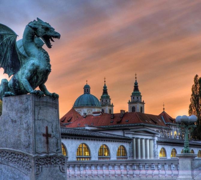 Hotel Siska Ljubljana Exteriör bild