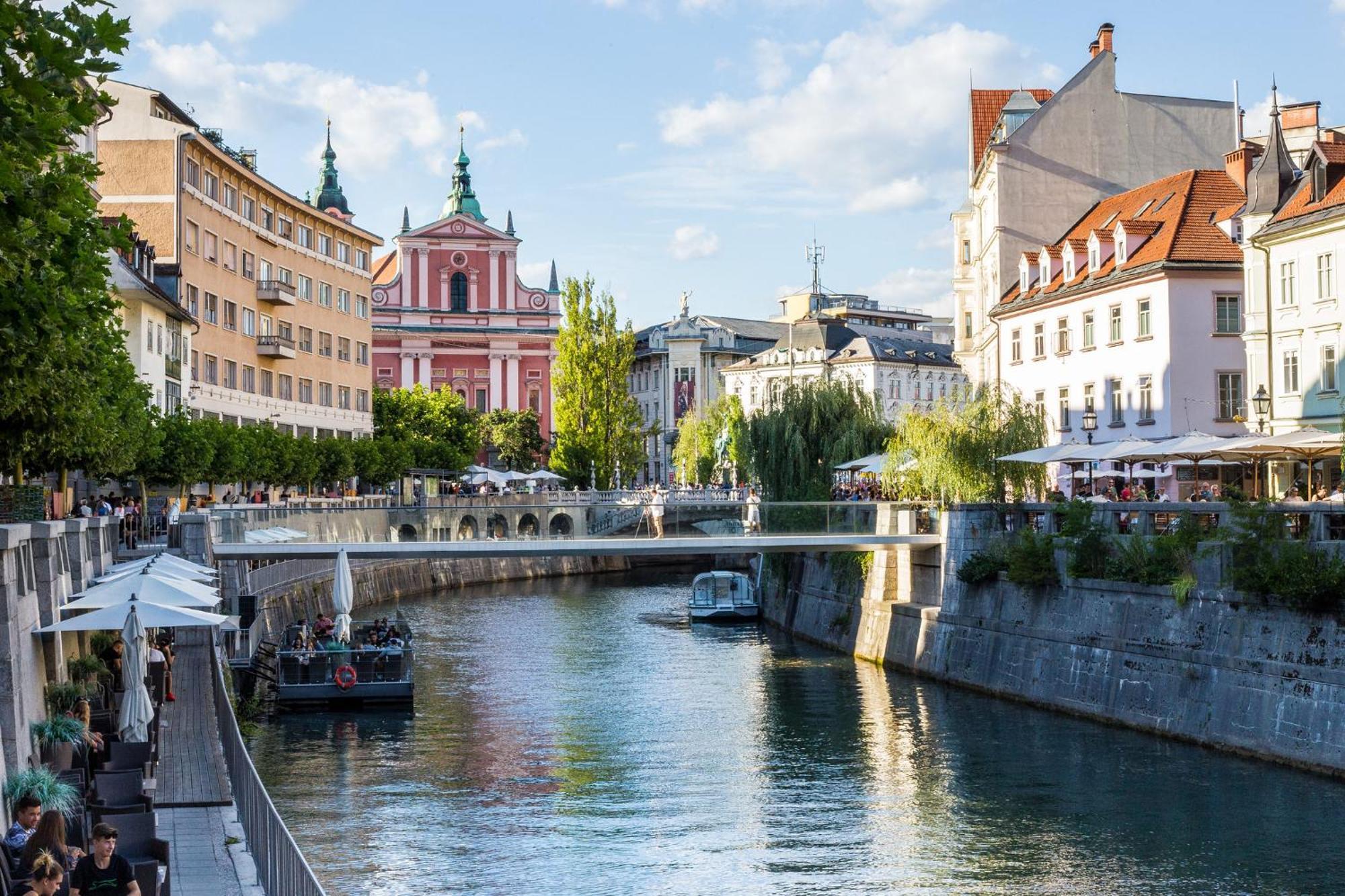 Hotel Siska Ljubljana Exteriör bild