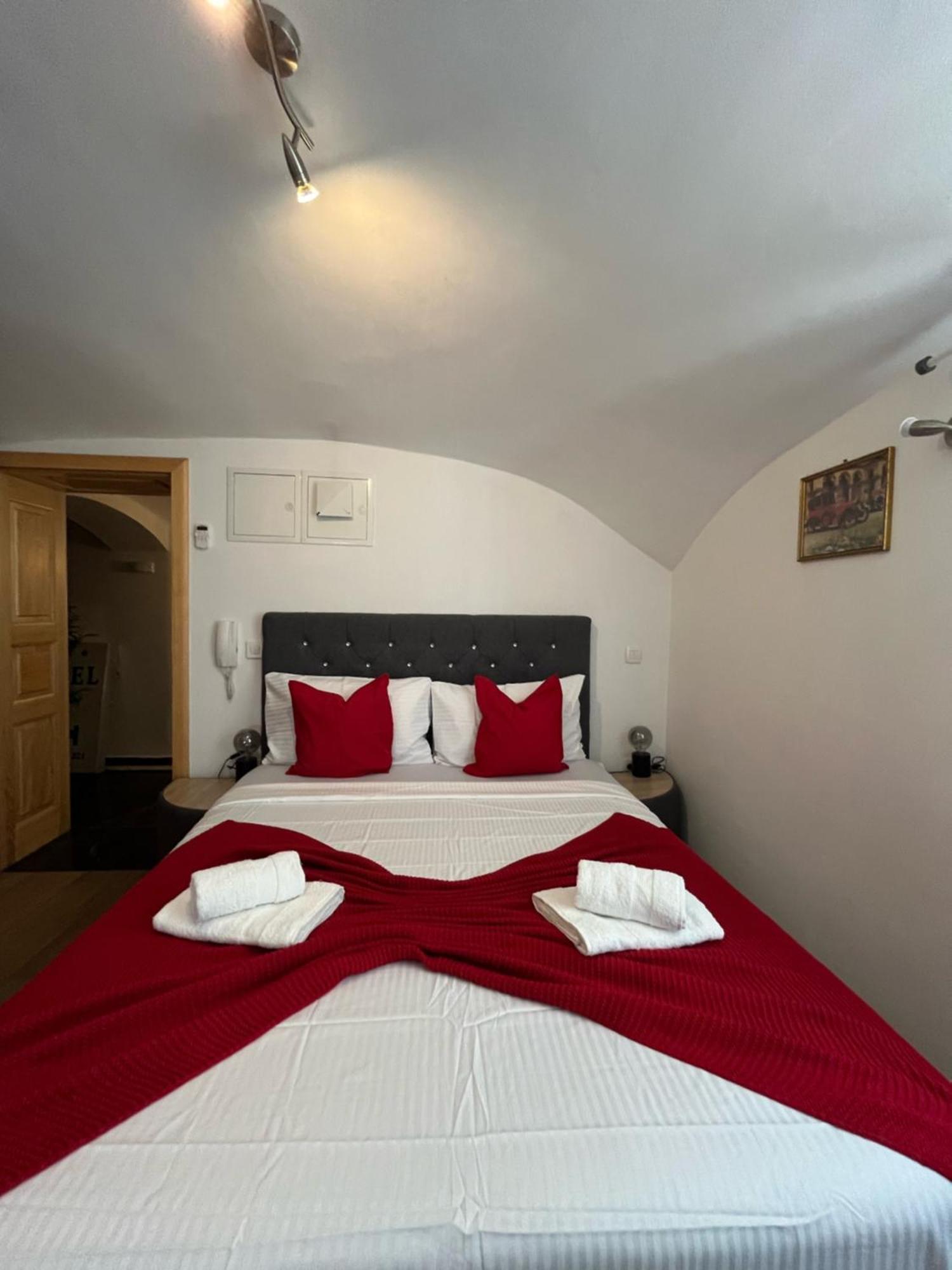 Hotel Siska Ljubljana Exteriör bild