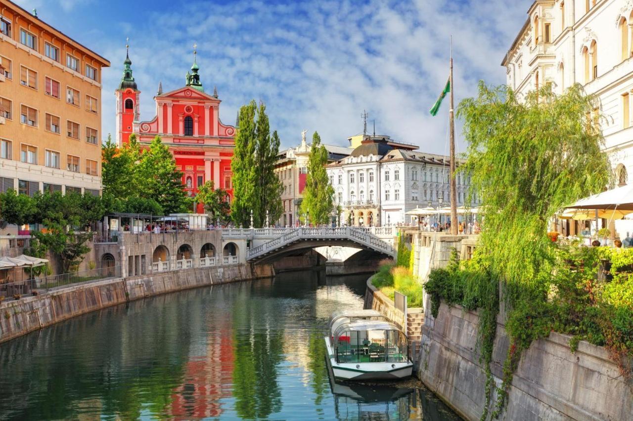 Hotel Siska Ljubljana Exteriör bild